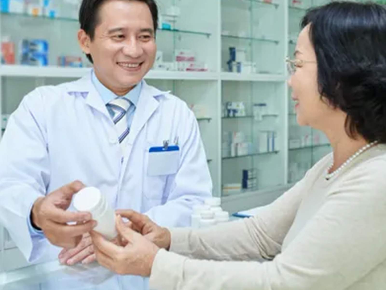 Walgreens Specialty Pharmacy at Methodist Sugarland Hospital